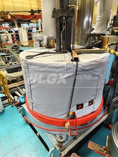 輪胎硫化機(jī)保溫套